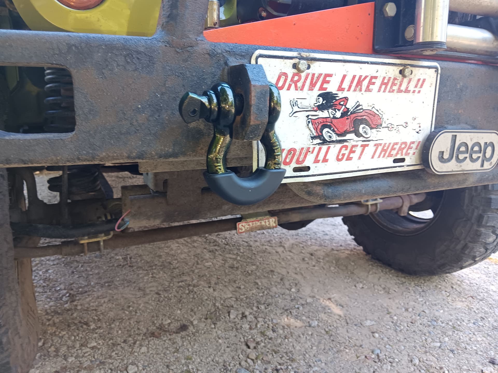 Powder Coated Jeep Shackles and Corner Guards That Mean Business