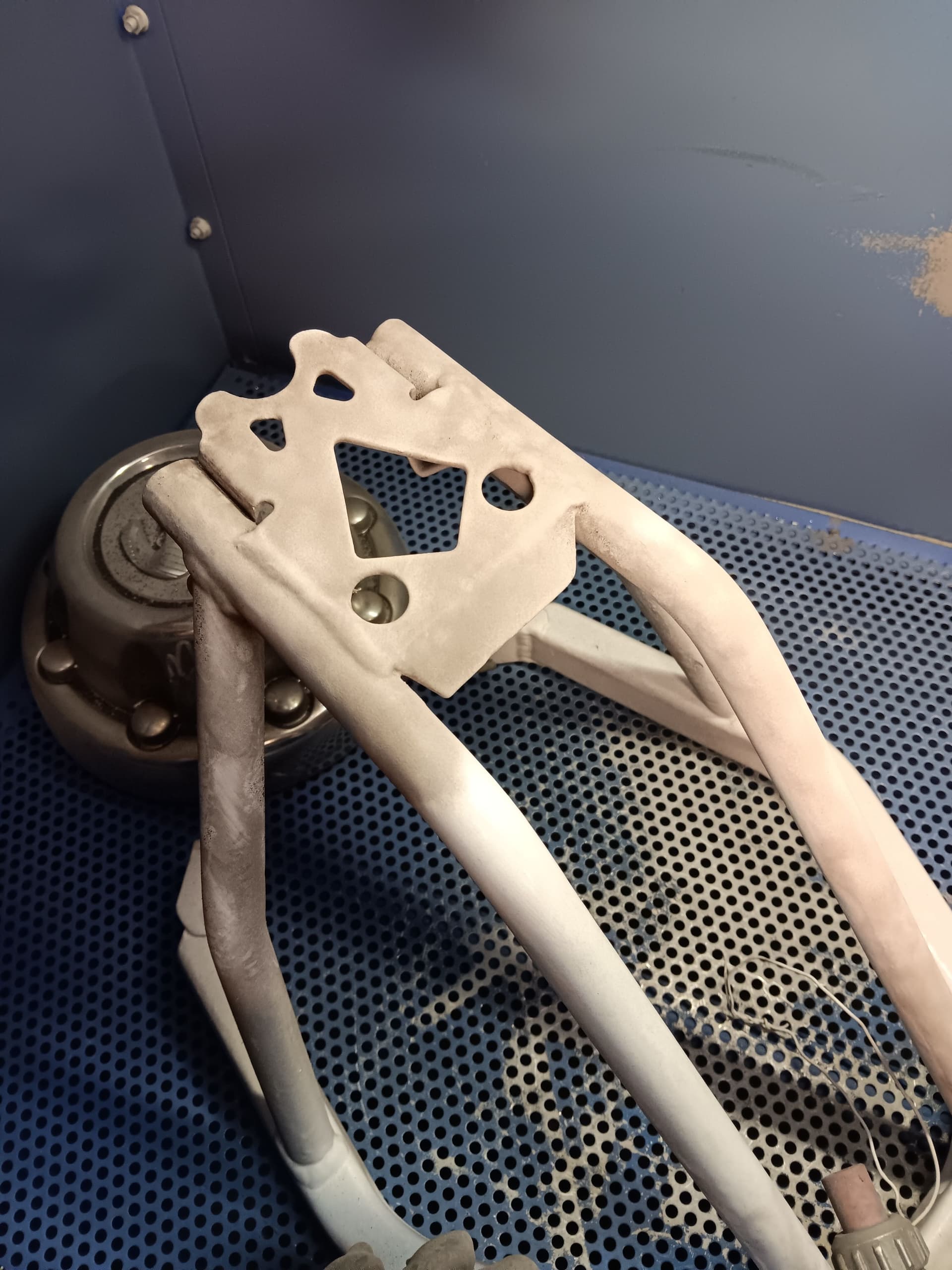 Gallery photos for Gloss White Powder Coat on a Snowfront Bumper: Image #1